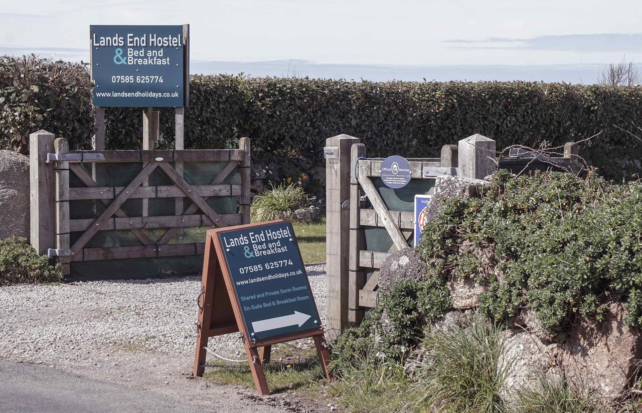 Land'S End Hostel Trevescan Sennen Bagian luar foto