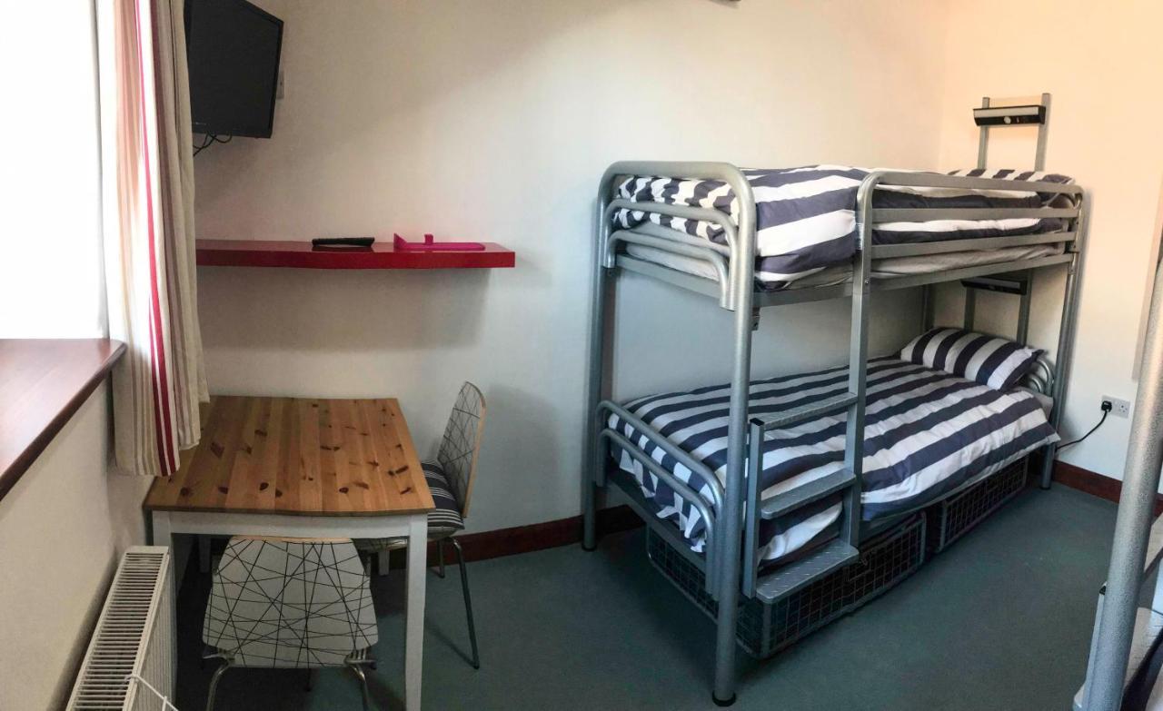 Land'S End Hostel Trevescan Sennen Bagian luar foto